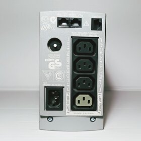 Záložní zdroj APC Back-UPS CS 500 - 3