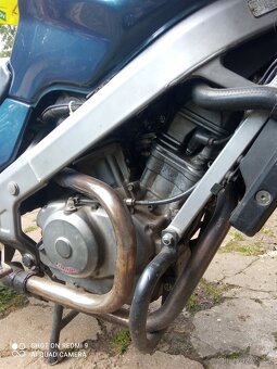 Honda ntv 650 - 3