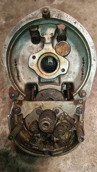 Magneto Bosch z letadla Junkers, Messerschmit - 3