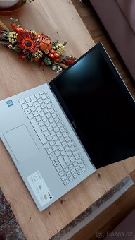Notebook Asus, plně funkční 15,6' - 3
