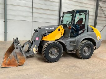 NAKLADAČ MECALAC A 700 OTOČNÁ LŽÍCE - 3
