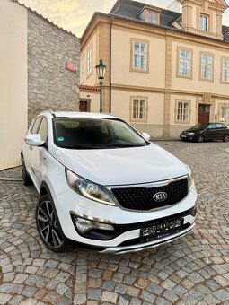 Kia Sportage Lift 2.0CRDi 100kw Exclusive 4x4 Navi Keyless - 3