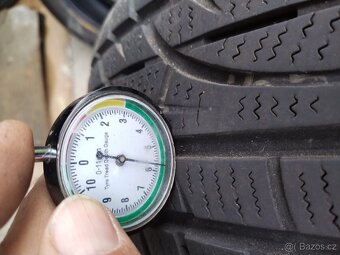 215/65/16 zimni pneu HANKOOK a GOODYEAR 215/65 R16 - 3