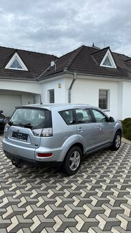 MITSUBISHI OUTLANDER 2.0i MIVETEC 108kw - 3