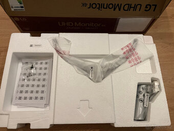 Monitor LG 27" 4K - 3
