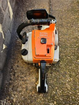 Motorova pila Stihl 041 AV - 3