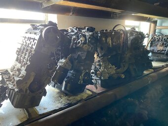 Naftový Motor Audi - 3