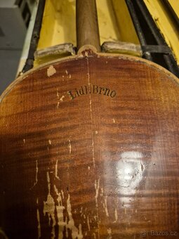 Prodám celé housle s obalem - 3