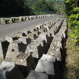 Betonové jehlany pod řezivo, seno, plastové nádrže - 3