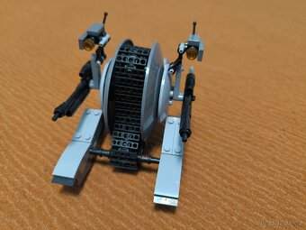 LEGO Star Wars 75015 Tankový droid Aliance - 3