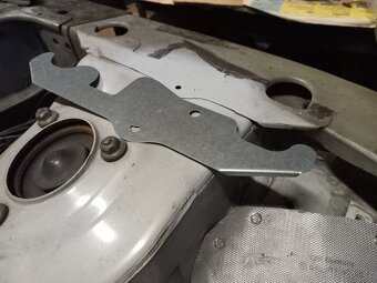 Nissan 200sx S13 opravný plech na klobouk předního tlumiče - 3