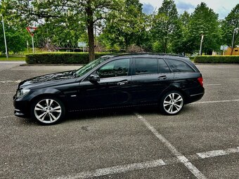 Mersedes-Benz C220 W204 - 3