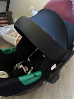 Autosedačka Cybex Aton B2 + isofix základna - 3