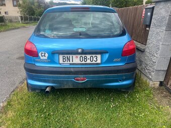 Peugeot 206 1.4 - 3