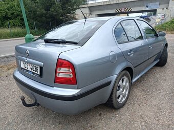 Škoda Octavia 1.6 benzin - 3