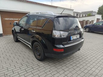 Mitsubishi Outlander 2.2 Di-D 4x4, 115 kW, rok 2008, - 3