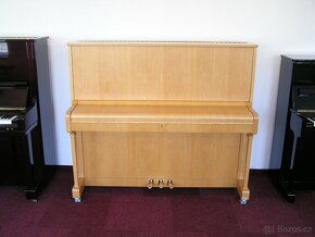 Prodám pianino zn. Petrof mod.125 - 3