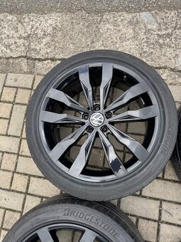 ORIGINÁL Alu Volkswagen SUZUKA R19, 5x112 - TOP STAV - 3