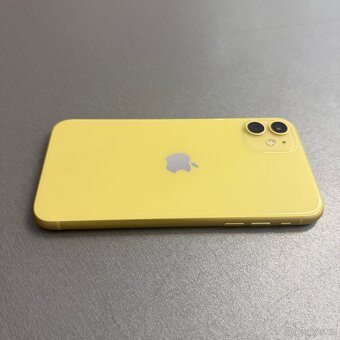 iPhone 11 64GB žlutý, pěkný stav, 12 měsíců záruka - 3