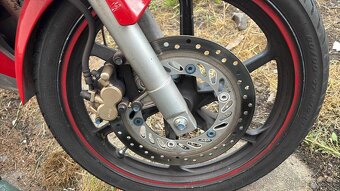 Honda CBR 125R - 3