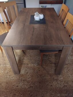 Prodám jídelní stůl a židle - 3