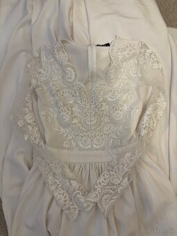 Svatební šaty – bílé krajkové s rozparkem, vel. XS - 3