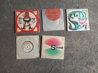 Prodám Gramofonové Desky ty menší - 3
