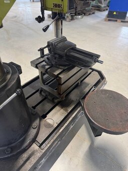 Radiální vrtačka VO 32 + kostka + svěrák - 3