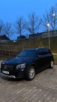 MERCEDES GLB 180D - 3