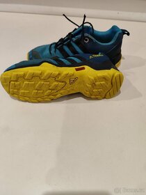 Treková obuv Adidas Terrex, vel.32 - 3