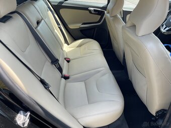 Volvo V60 D4 2015 140kW nez. topení, kamera, navigace,... - 3