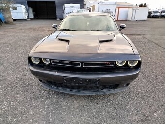 Dodge Challenger hemi - 3