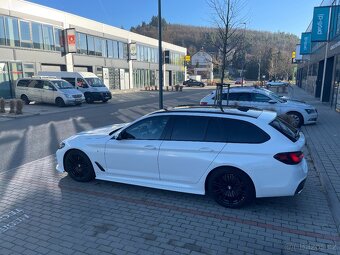BMW G30/31 LCI - 3