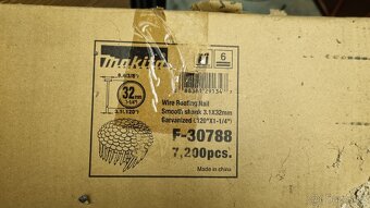 Hřebíky (lepeňáky) Makita F-30788 spojené drátem 32mm - 3