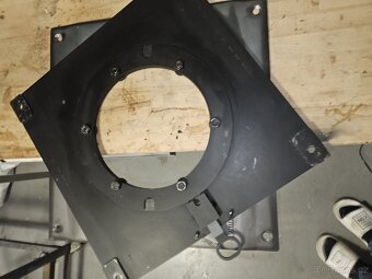 Otočná konzole pod sedačku Mercedes w447 - 3