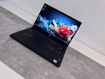 Dell Latitude 7390 - Core i7-8650U / dotykové LCD / 512GB - 3