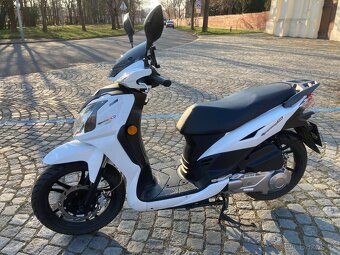 Skútr Sym Symphony SR 125 model 2024 - 3