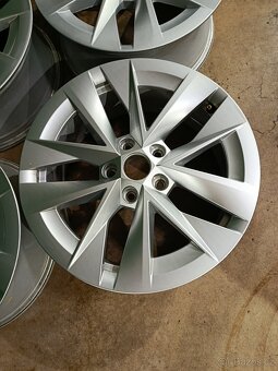 Alu 5x112 7Jx17 et46 Octavia - 3