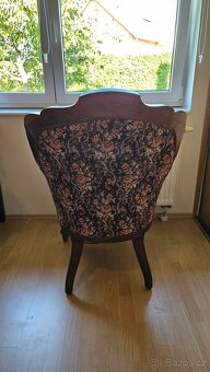 Starožitný nábytek - 3