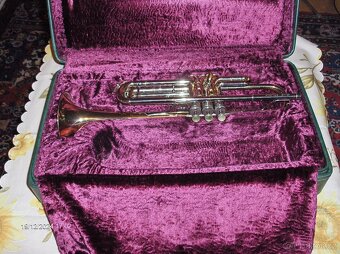 Prodám Bb trubku Amati - 3