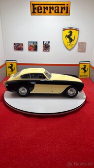 Ferrari 212 Inter Coupe "Bumblebee" 1:18 Matrix - 3