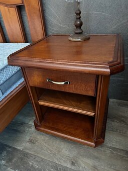 KRÁSNÁ LOŽNICE Z DUBOVÉHO MASIVU - 3