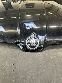 Škoda Superb 3 přední kapota orig díly - 3