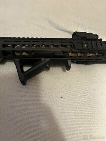 Airsoft zbraň M4 - 3