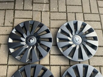 Poklice Škoda 16" - 3