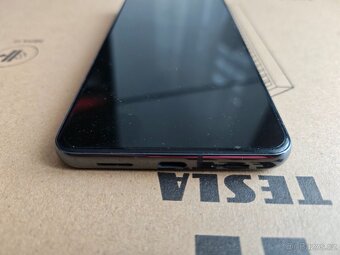 Google Pixel 8 pro 256gb, hromada krytu. - 3