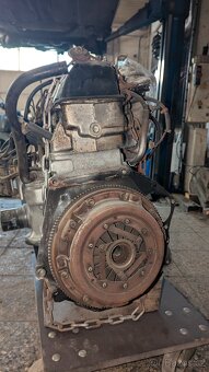 Lada Niva 1,7i motor - 3