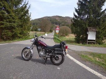 SUZUKI GN 400 - 3