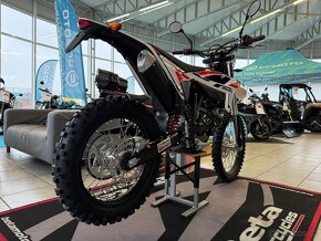 RR Enduro 4T 125 T MY25 - bílá - 3