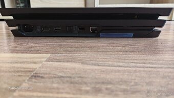 PlayStation 4 Pro - 3